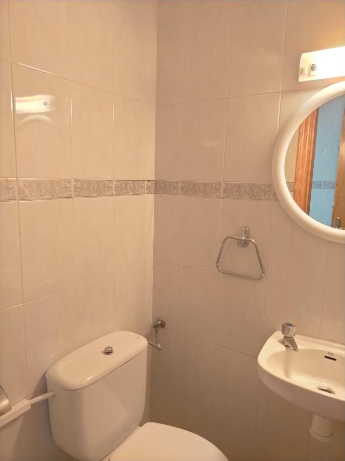 apartamento climatizado de tres dormitorios en el centro y junto a la playa Peñíscola Exterior foto