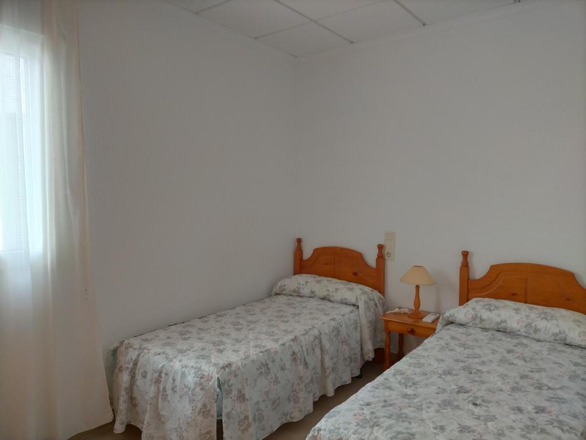 apartamento climatizado de tres dormitorios en el centro y junto a la playa Peñíscola Exterior foto