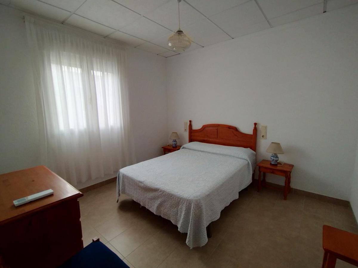 apartamento climatizado de tres dormitorios en el centro y junto a la playa Peñíscola Exterior foto
