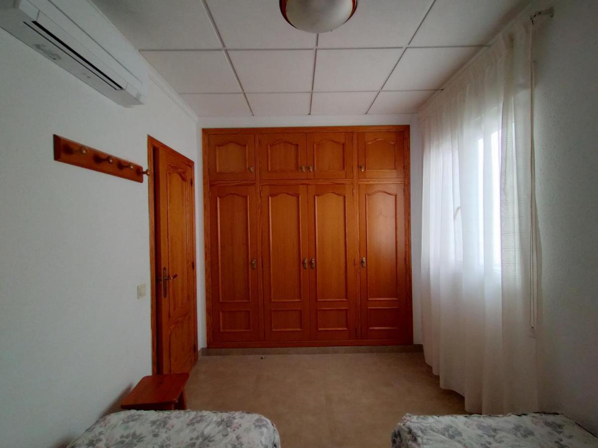 apartamento climatizado de tres dormitorios en el centro y junto a la playa Peñíscola Exterior foto
